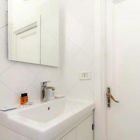 Apartment Monti Bright S&ar